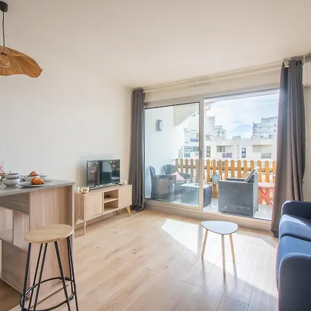 Apartment L'amiral * Clim * A 2 Minutes * Wifi * Centre